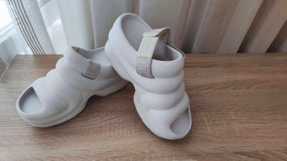 Сандалі UGG оригінал 39