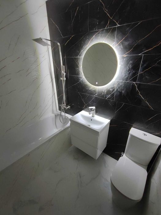 Двох кімнатна, терміново, вид на озеро, ремонт, терміново, Виставка