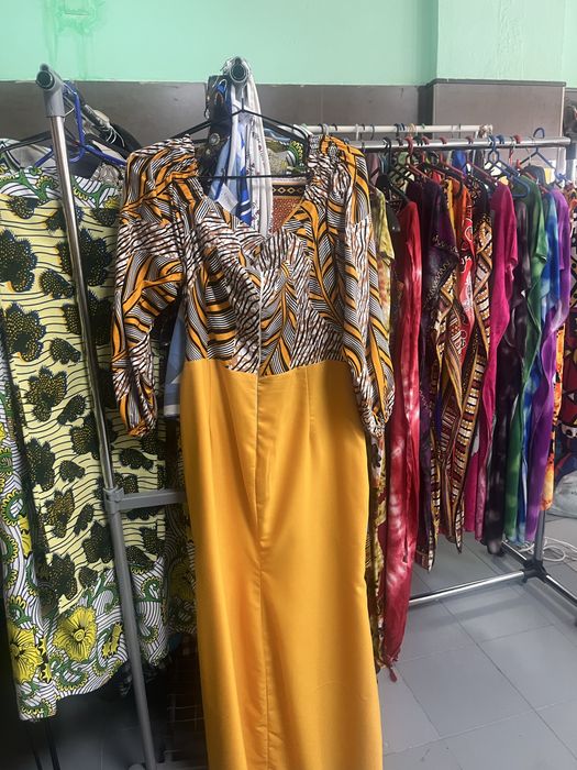 Roupas feito à mao