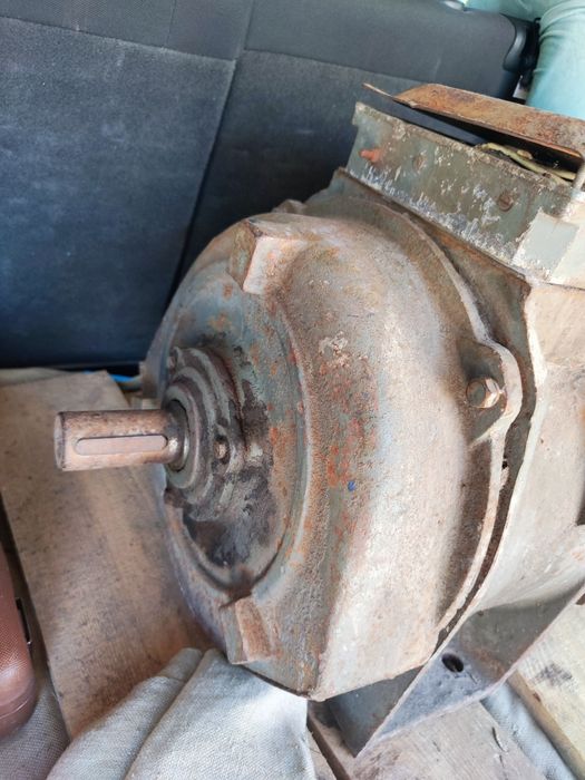 Генератор мотор 11 кВт. 3 фази 220В