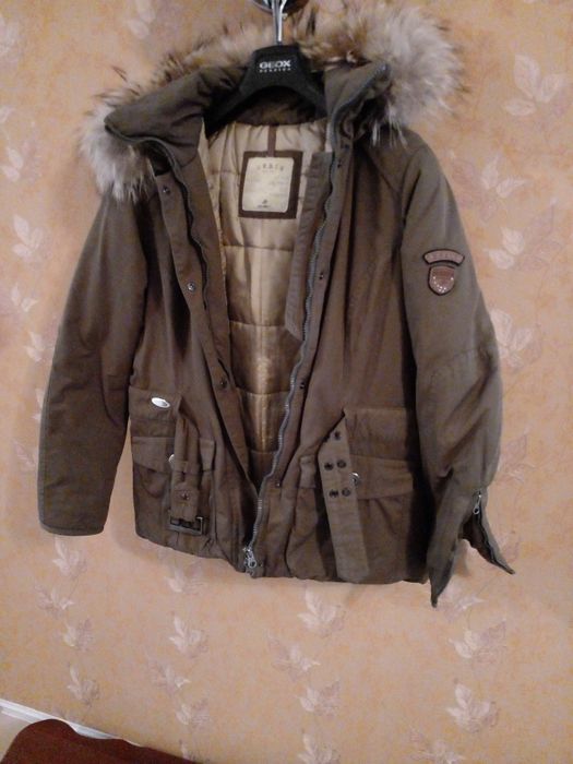 Продаю жіночу зимову куртку бренду "DUBIN "