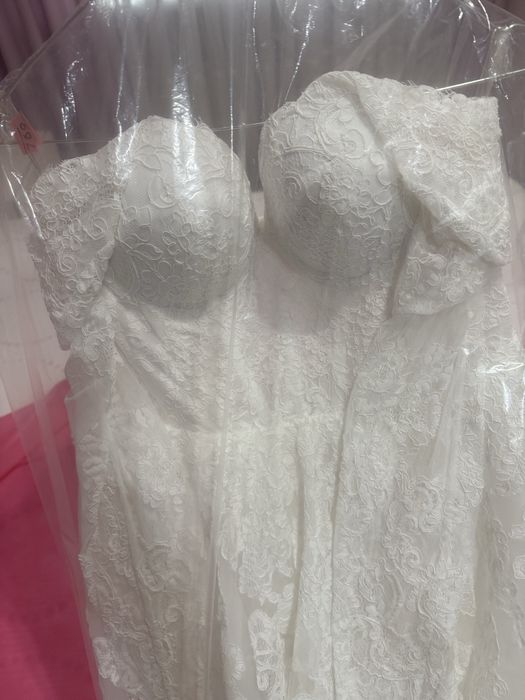 Продам весільну сукню M/46 Alissia Wedding
