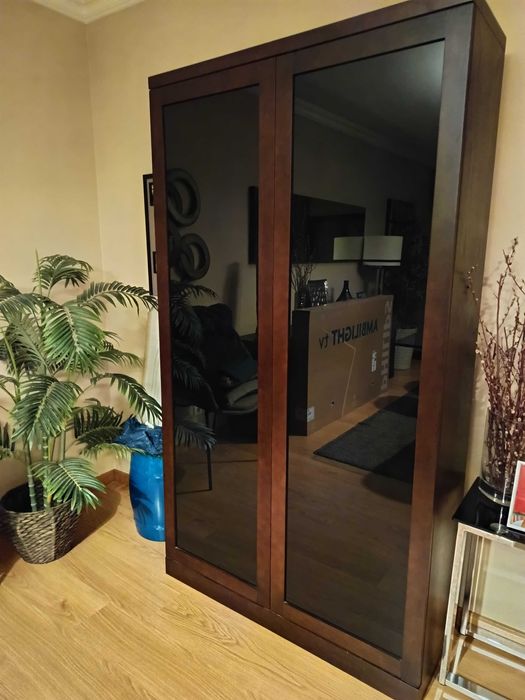 Cómoda alta contemporânea com linha antarte