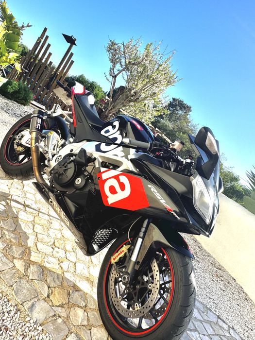 Aprilia Rsv4 2011