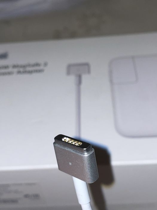 Apple MagSafe 2 60Вт для MacBook Pro 13" Retina MD565Z/A