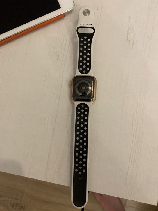 Apple Watch Series 5