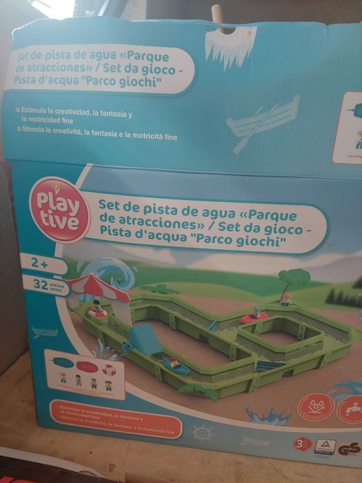 Pista de Diversões com Água