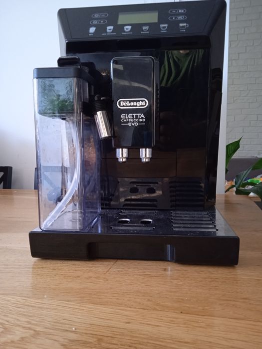 Ekspres DeLonghi Eletta Cappucinno Evo