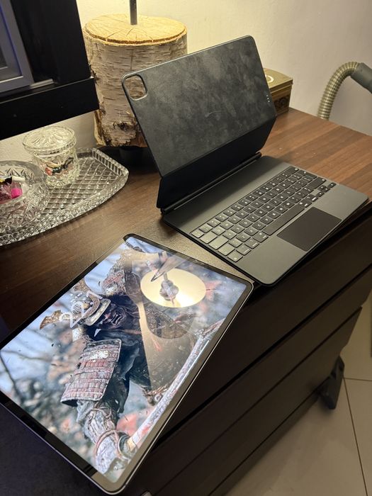 Apple iPad Pro 12.9 6gen. M4 1Tera+Magic keyboard+Apple Pensil2