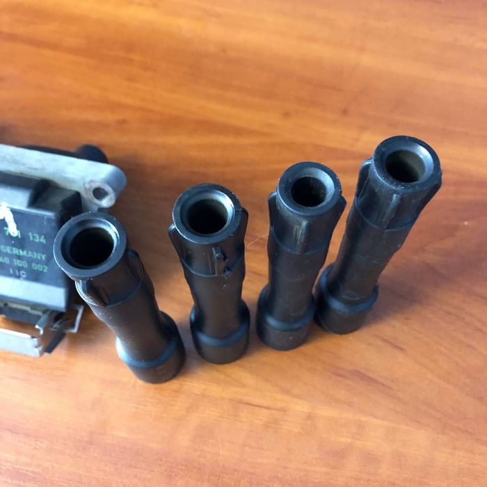 Продам катушки Beru от Бмв е34 b50b25