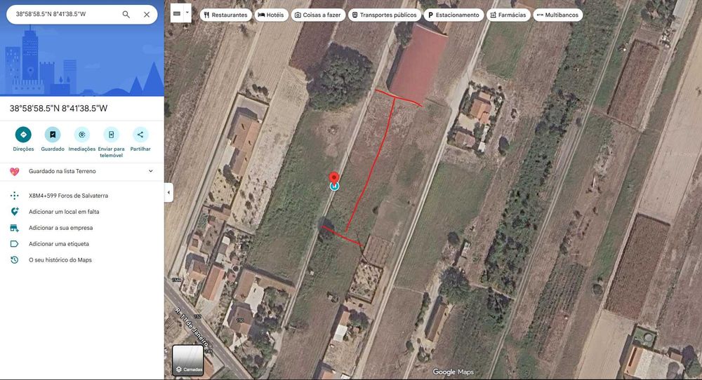 Terreno misto com 2.500 m²
