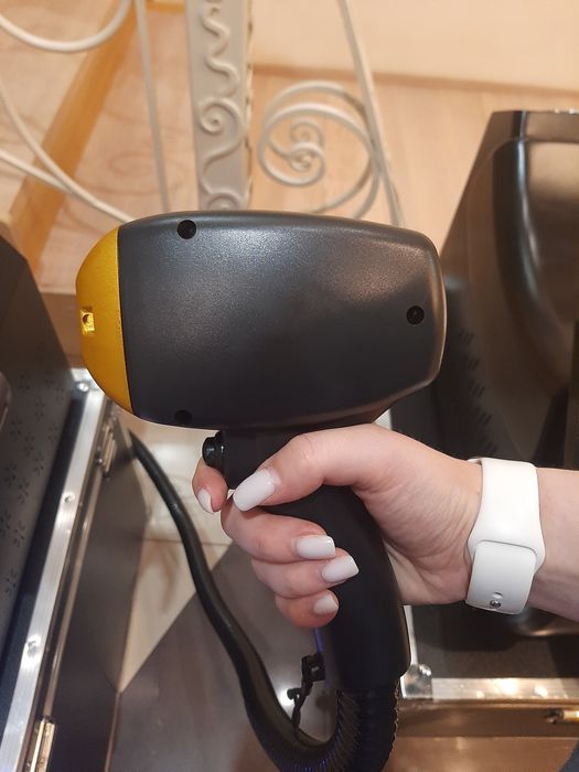 В наличии новая манипула (ручка) для диодного лазера мощность 1200w.