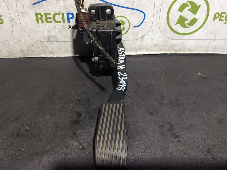 Pedal de acelerador Opel Astra H