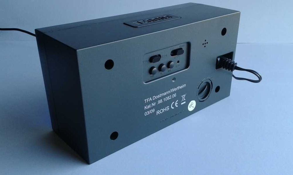 Relógio Digital de Mesa - números azuis