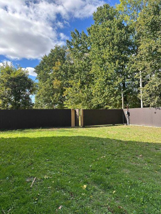 Продаж двоповерхового будинку у селі Крехаїв, Чернігівська область