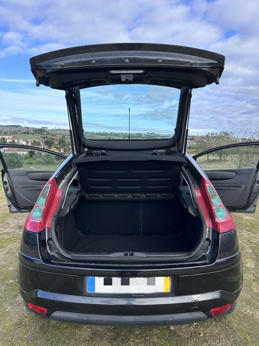 Citroen C4 Coupe (2006)