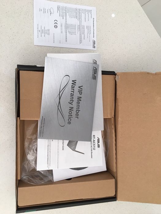 Router ASUS RT-AC51U