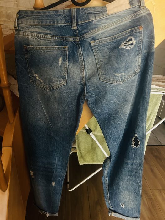 Spodnie dzinsowe  Bershka rozm 34