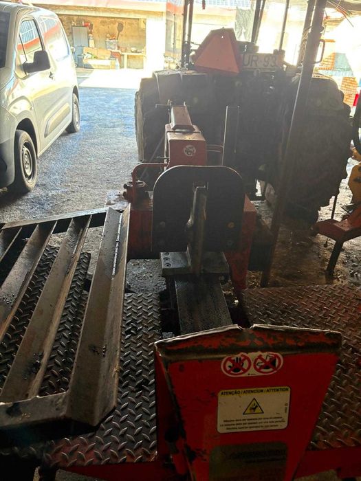 Rachador de Lenha 15 toneladas