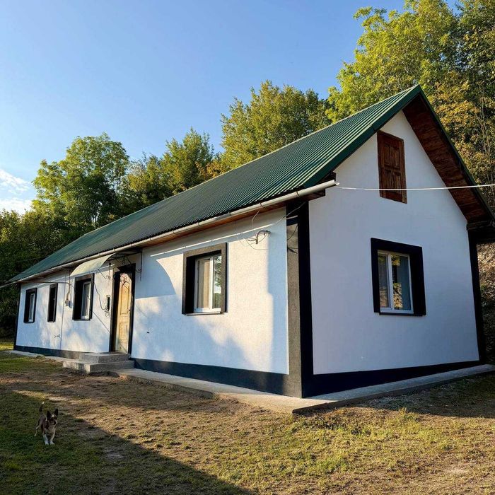 Продаж будинку зі всіма комунікаціями