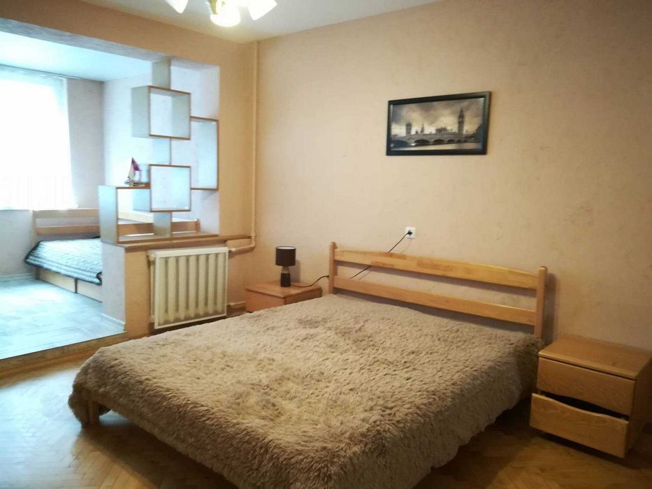 Продам 1 кімнатну квартиру на В. Великого 1 - зображення 1