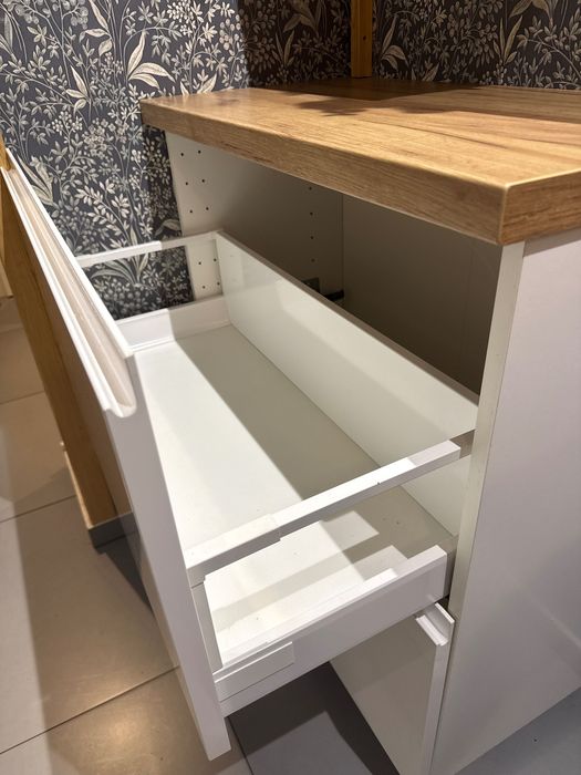 Szafa niska z szufladami Ikea Metod biały połysk  80x37cm