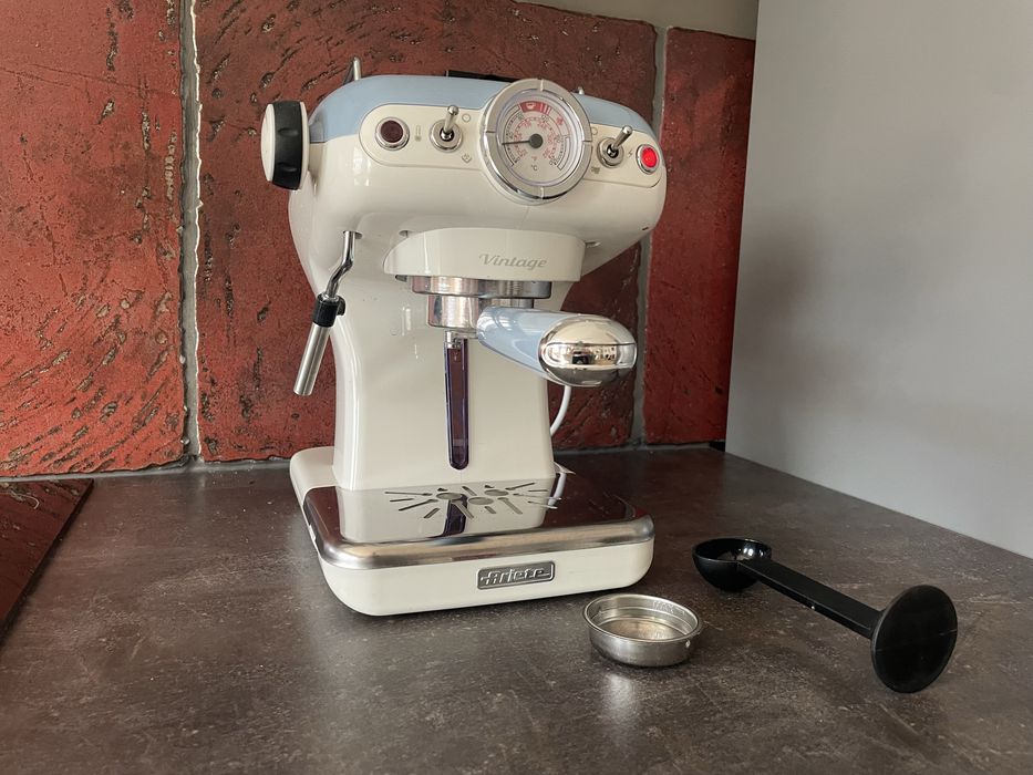 Expres do kawy kolbowy ARIETE 138915 Błękitny jak nowy