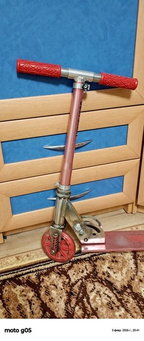 Продам детские самокаты