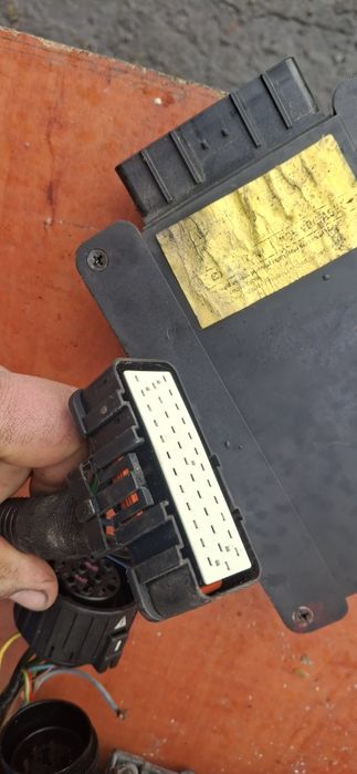 Witam sprzedam komputer golf 5 simens pd