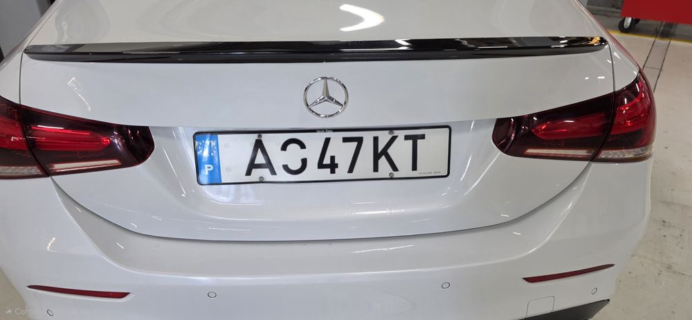 Vendo acessórios Mercedes A W177