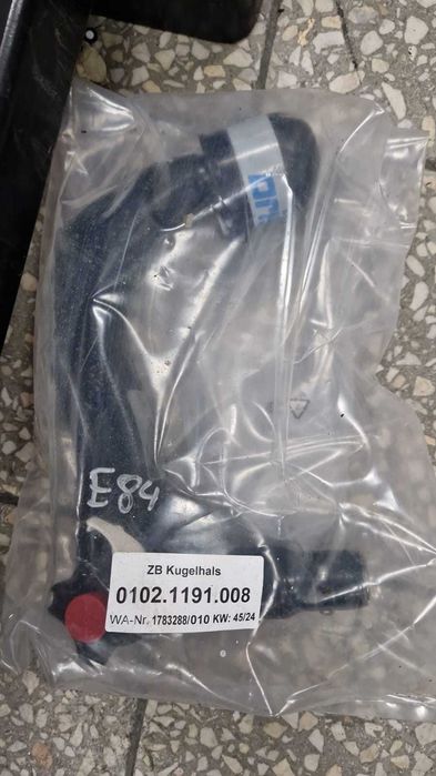 BMW X1 E84 Hak wypinany z kluczem nowy + belka