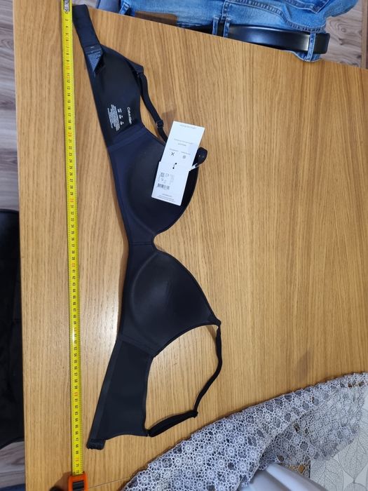 Biustonosz Calvin Klein 75B