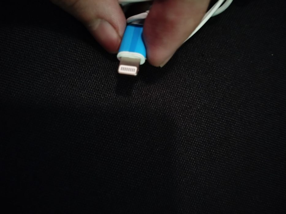 Nowe białe słuchawki bluetooth na kablu do iPhone 6-14 szybka wysyłka