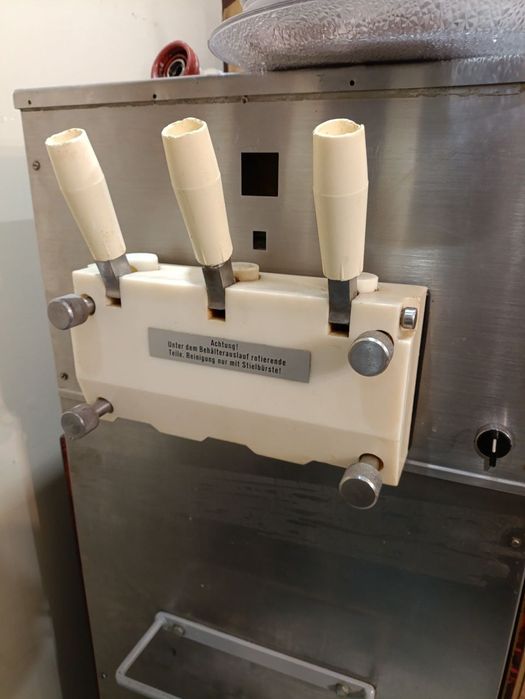 Фрізер для морозива