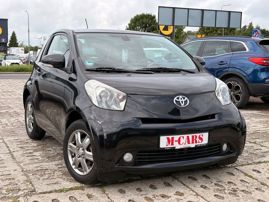 Toyota iQ