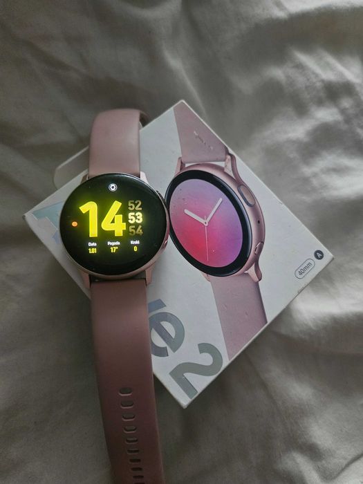 SAMSUNG GALAXY WATCH ACTIVE 2 – 40 mm, różowy, stan bdb
