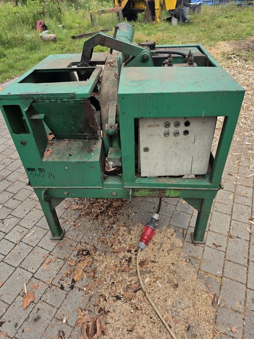 Korowarka drewna  Cundeys systems