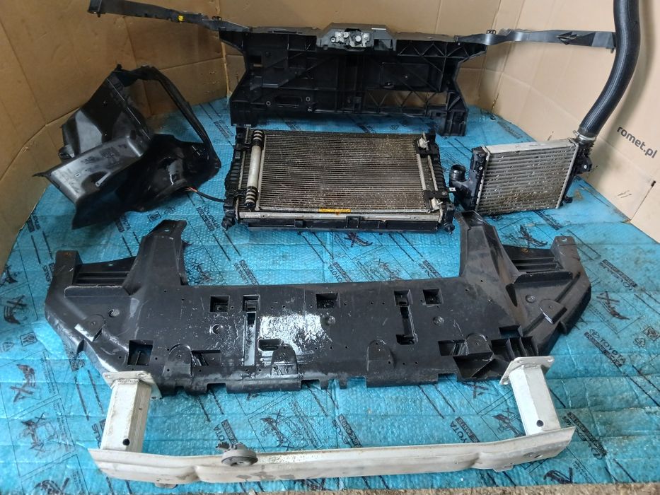 Pas przedni wentylator chlodnice 2.0 belka  Toyota PROACE II EXPERT I