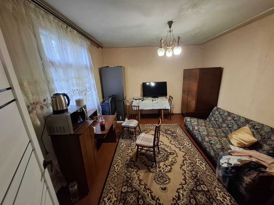Продаж Будинку смт. Запитів