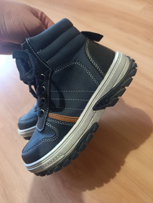 Взуття демісезон на хлопчика