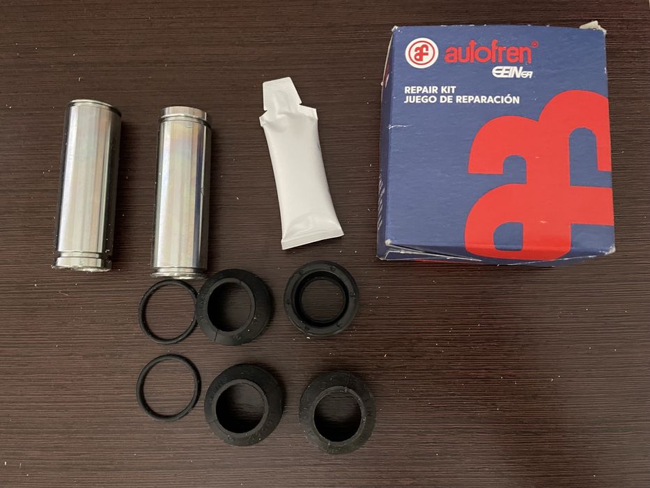 Ремкомплект направляючої гальмівного супорта D7025C