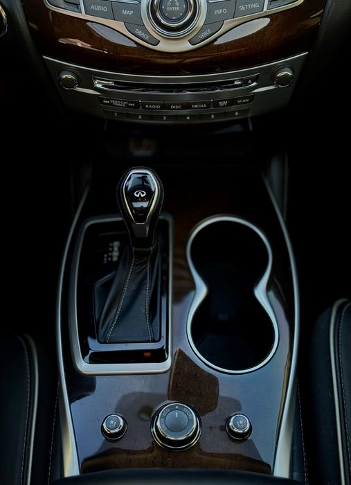 INFINITI QX60 premium