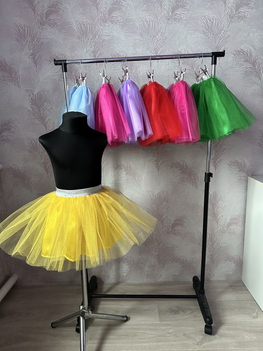 Пошив. Фатинова спідниця. Червона рожева малинова жовта зелена