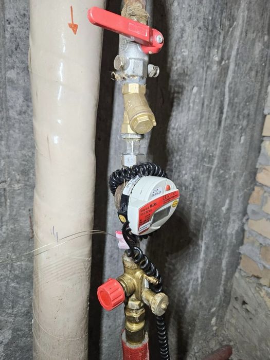 Продажа б/к 5 к.дворівневої кв. 175,5 кв.м. по вул. А.Ахматової, 13-Д