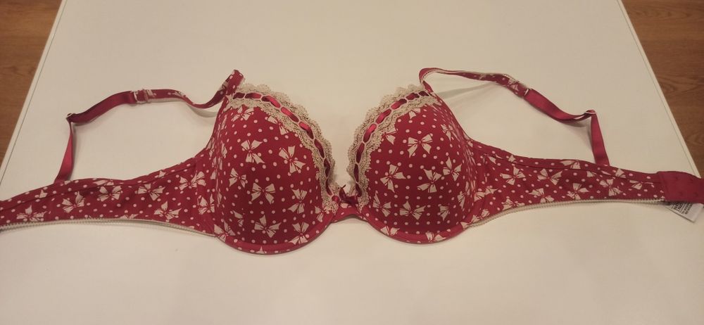 Biustonosz Limited collection rozmiar 36 C