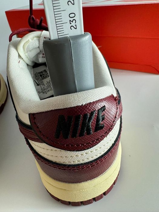 Nowe Buty W NIKE DUNK LOW SE Sneakersy uniwersalne 35,5