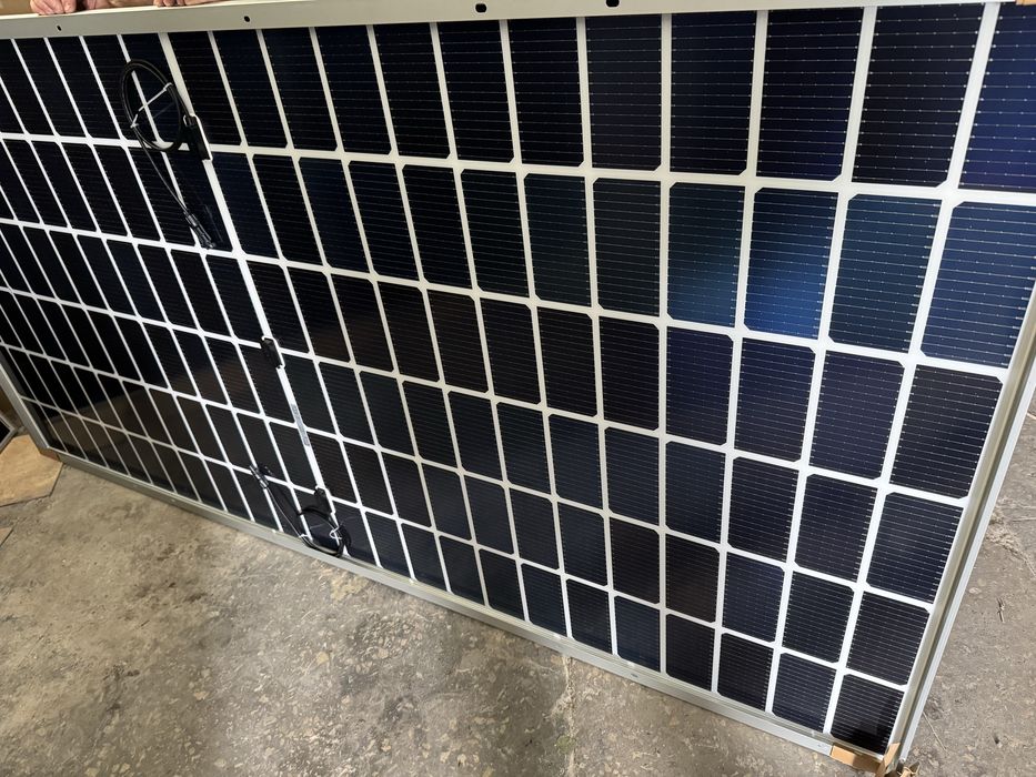 Сонячна панель сонячні панелі DAH Solar DHN-72×16/DG  590w