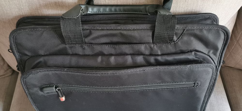 Mala Lenovo ThinkPad para computador