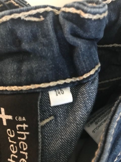Calças e t-shirts rapaz