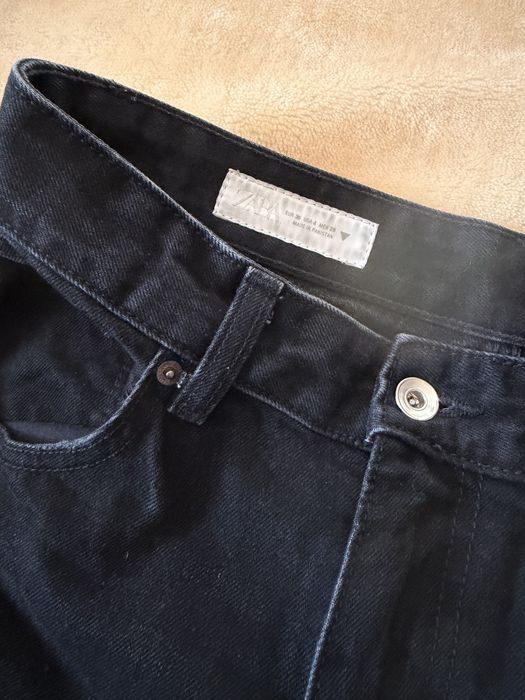Джинсы черные Zara